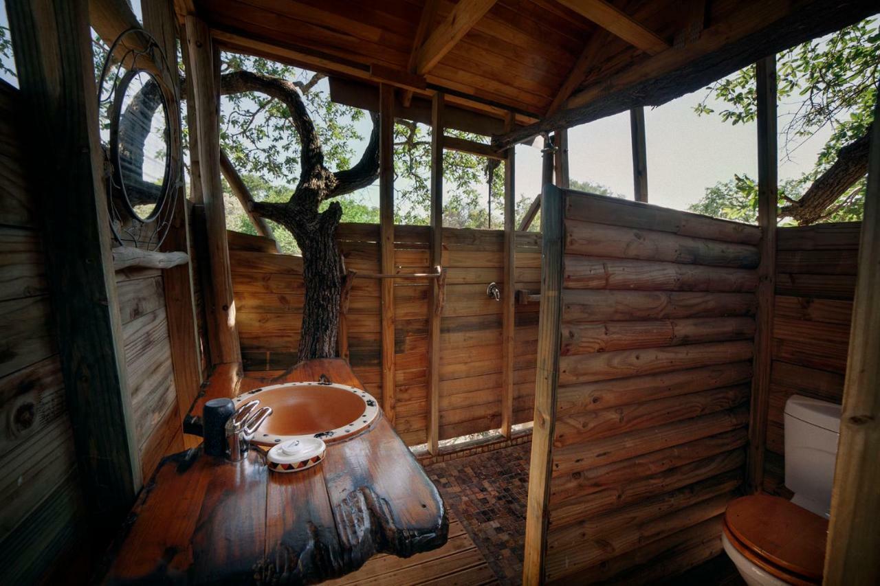 Pezulu Tree House Lodge フッドスプルイト エクステリア 写真
