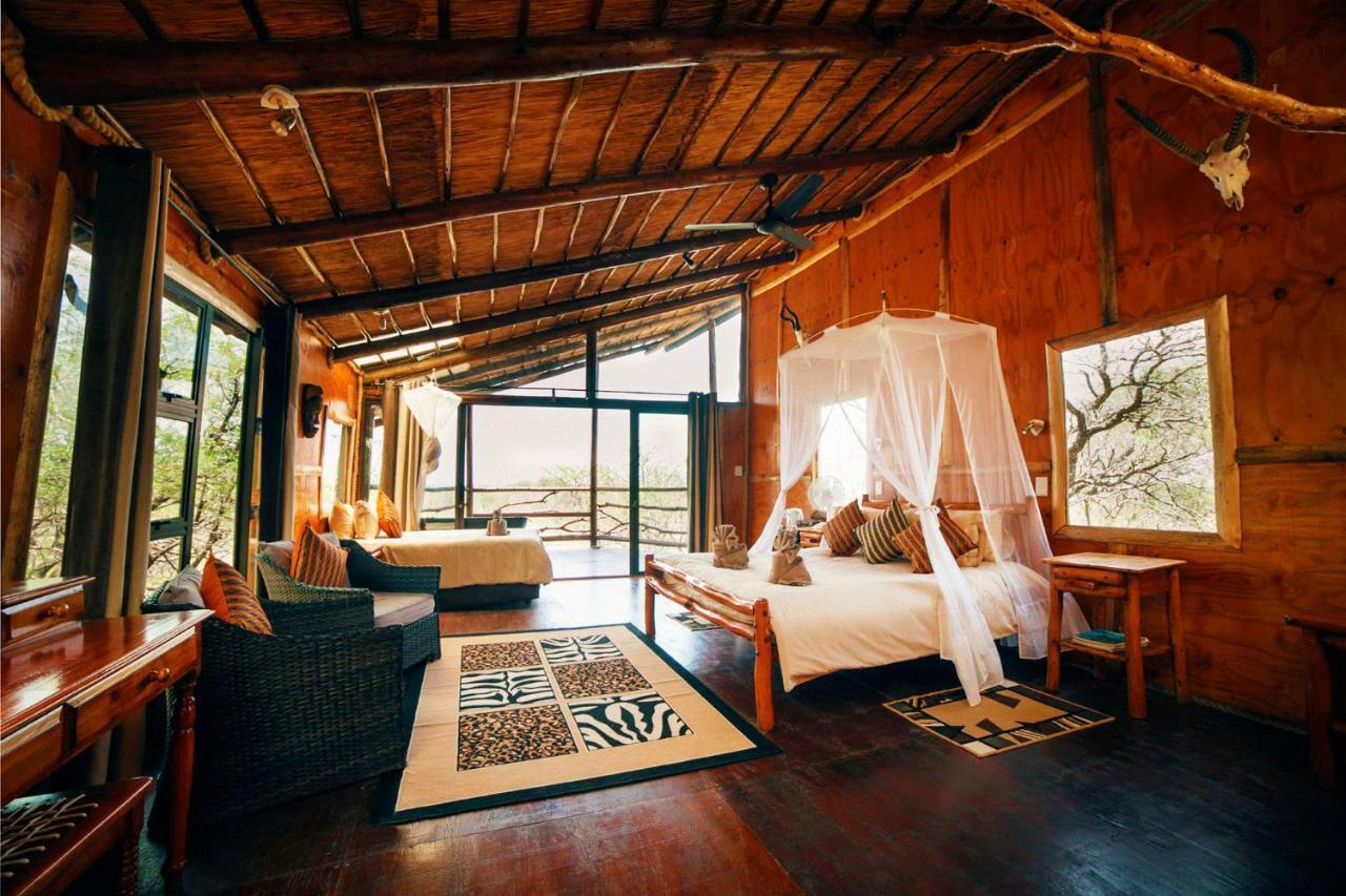 Pezulu Tree House Lodge フッドスプルイト エクステリア 写真