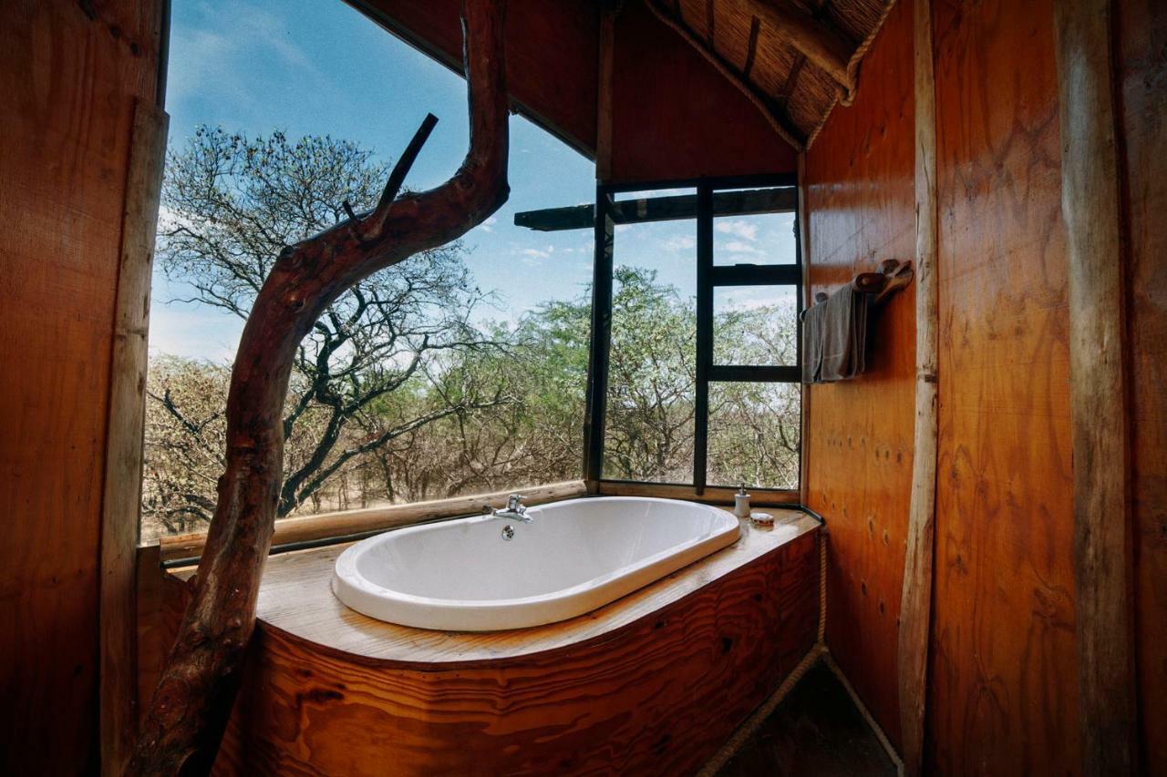 Pezulu Tree House Lodge フッドスプルイト エクステリア 写真