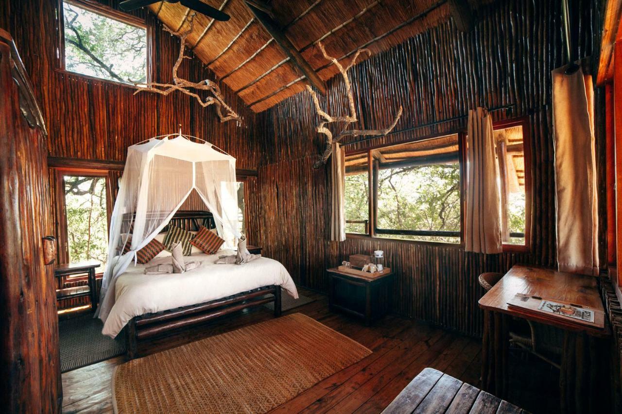 Pezulu Tree House Lodge フッドスプルイト エクステリア 写真