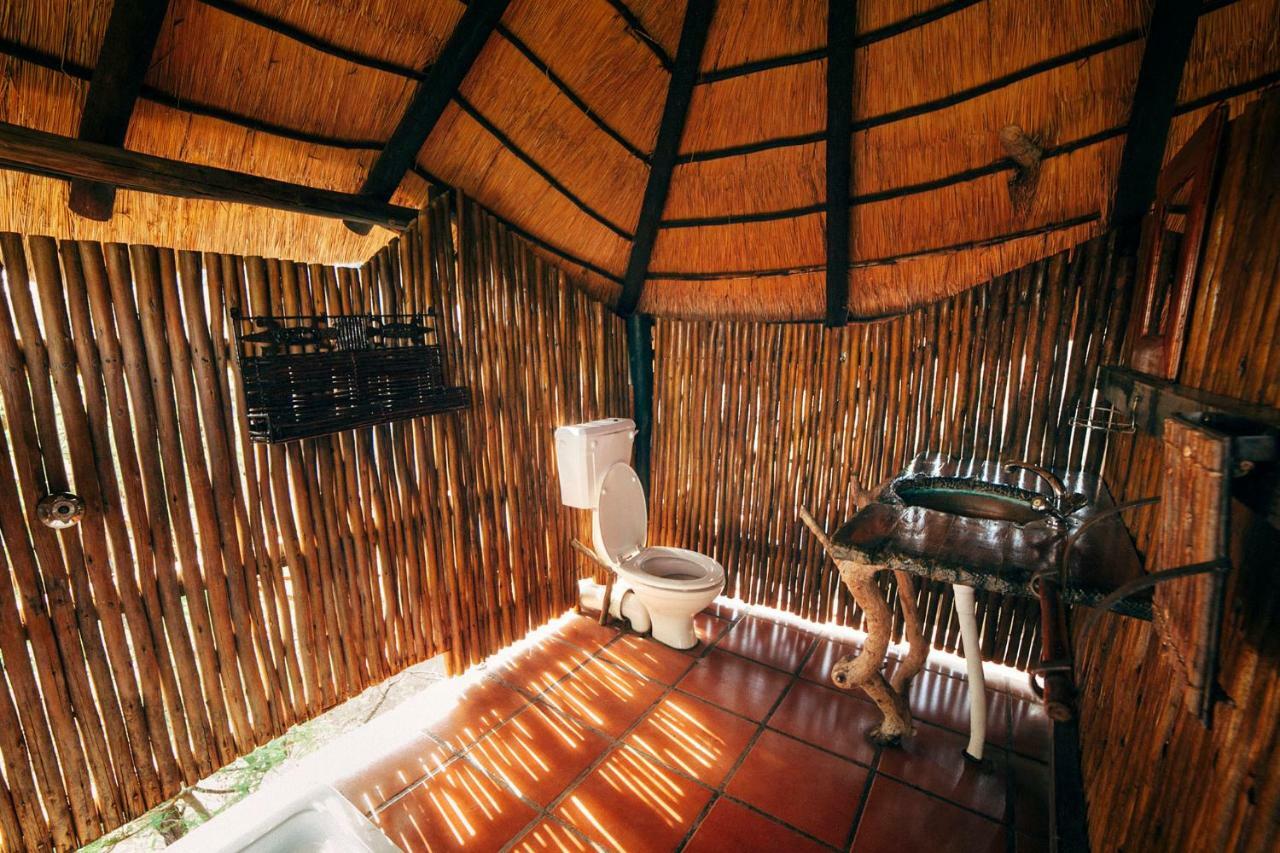Pezulu Tree House Lodge フッドスプルイト エクステリア 写真